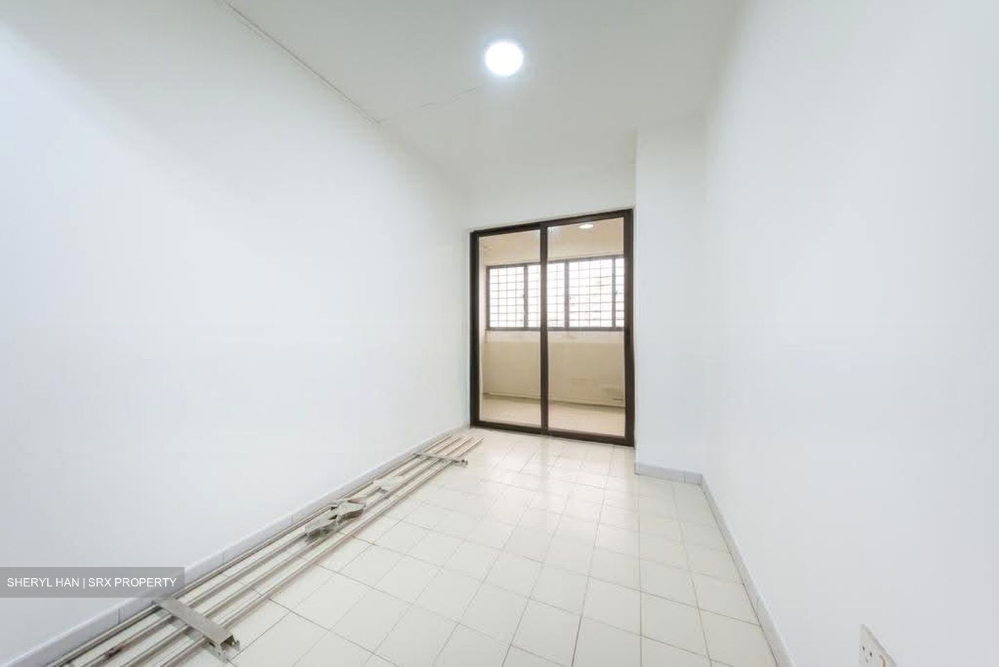 Pine Grove (D21), Condominium #637779421